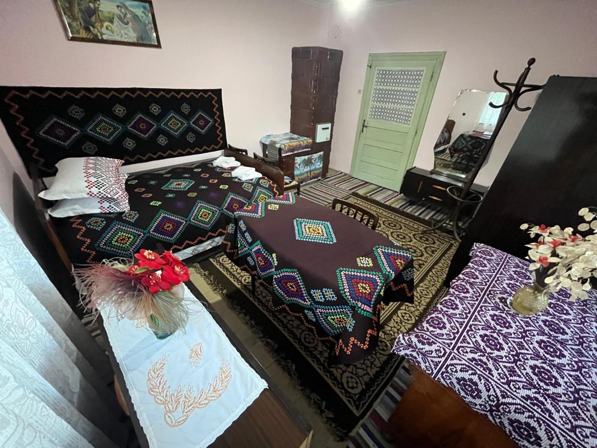 דירות Cîrţişoara Casa Lucian מראה חיצוני תמונה